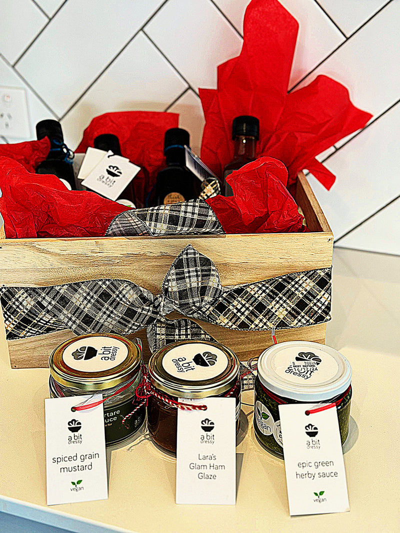 LARGE DELUXE ALL THE THINGS GIFT BOX- 7 ITEMS - A CLASSIC DRESSING, VIET DAMMMN! DRESSING/ MARINADE, SMOKY BBQ SAUCE, A BIT DRESSY POPPYSEED & ORANGE VINAIGRETTE,SPICED GRAIN MUSTARD, LARA'S GLAM HAM GLAZE, EPIC GREEN HERBY SAUCE